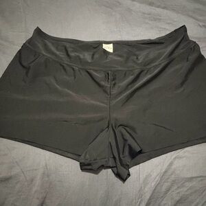 Ava & Viv Women's Black Athletic Shorts